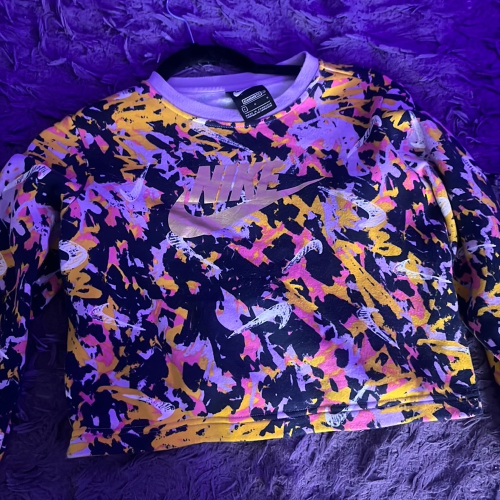 Girls nike sweatshirt
